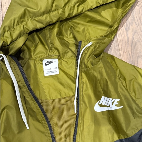 Nike Men's Two-Tone Hooded Windbreaker - Black and Olive - Picture 2 of 2